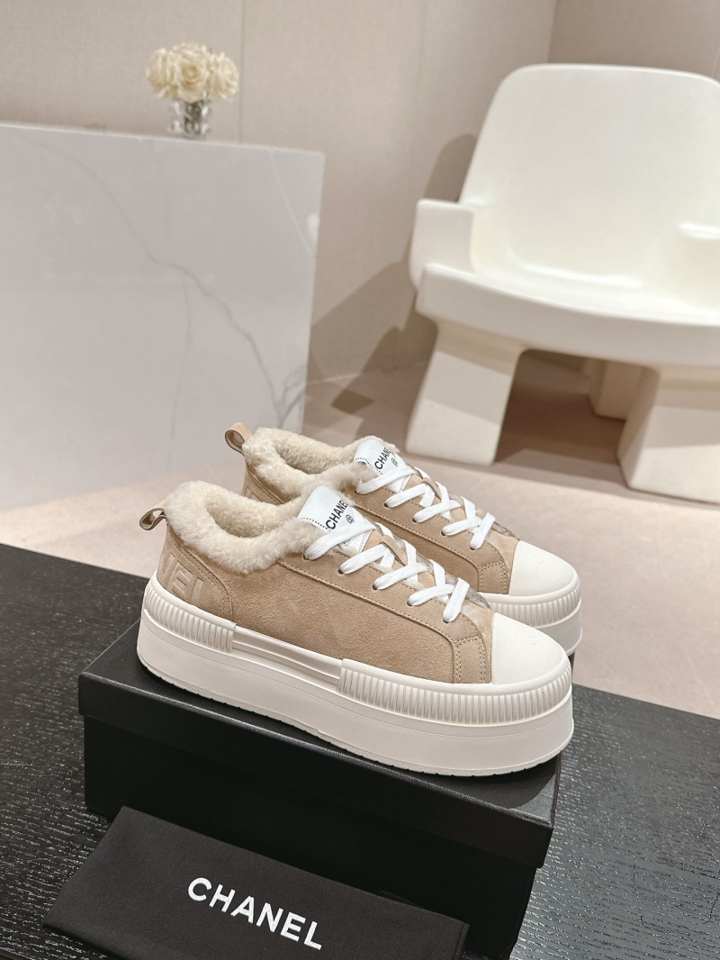 Ch**el sport shoes